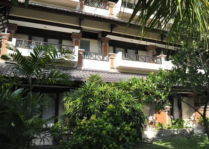 Legian Beach Hotel