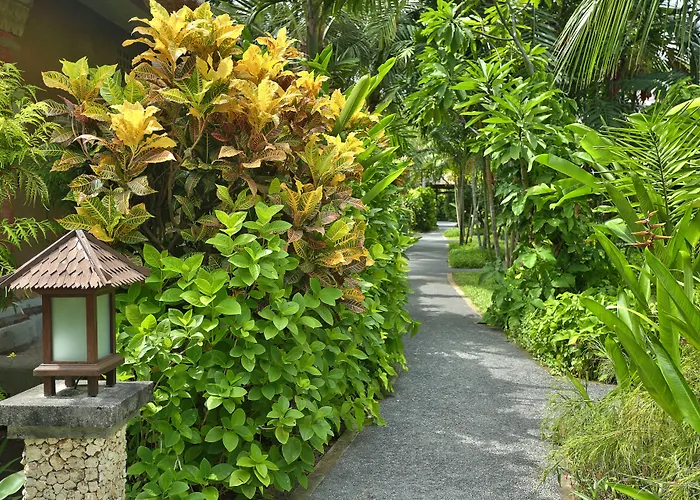 Legian Beach Hotel Hotel 4*