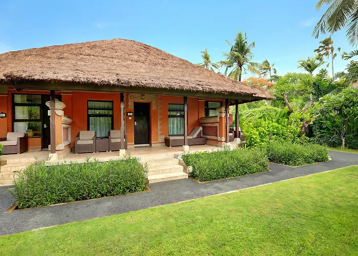 Legian Beach Hotel