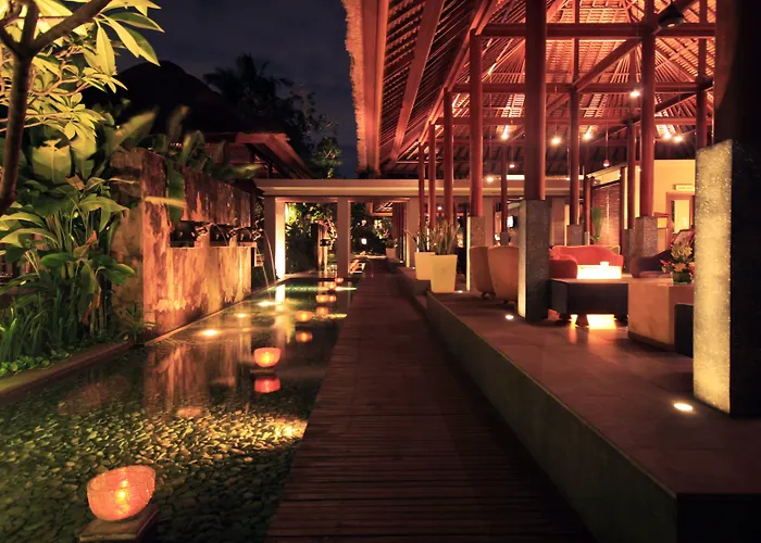 Hotel Legian Beach Hotel 4*