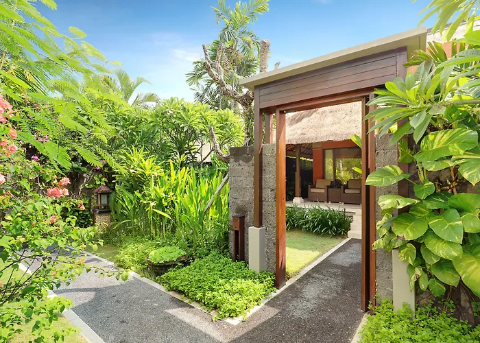 Hotel Legian Beach Hotel