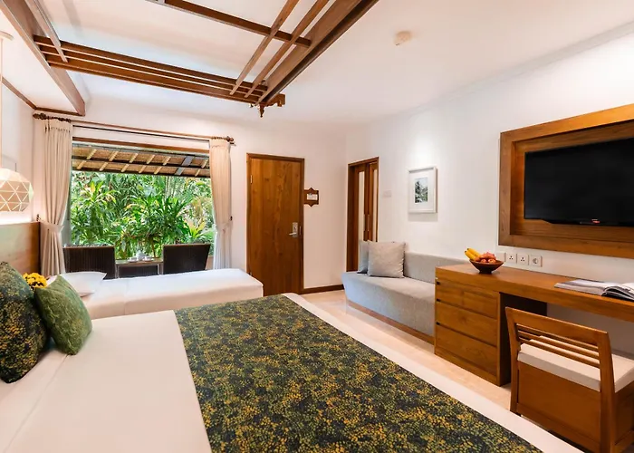 Hotel Legian Beach Hotel