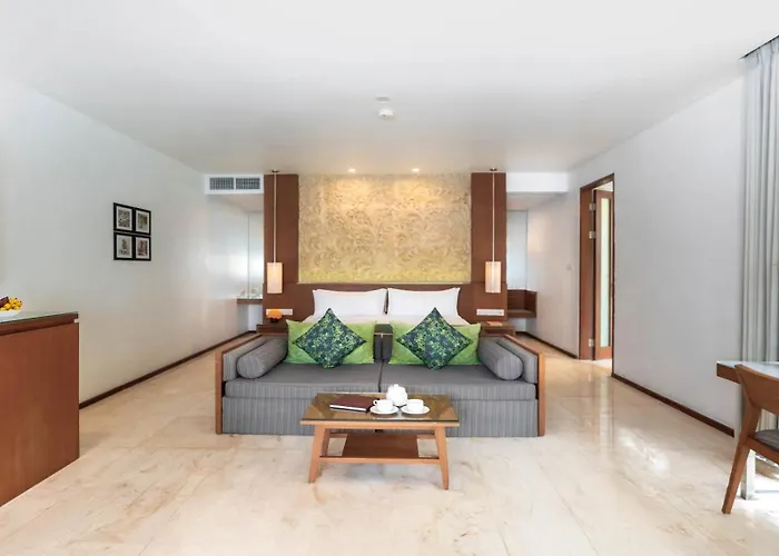 Legian Beach Hotel Hotel 4*