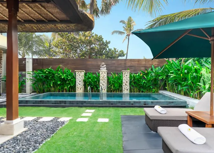 Hotel Legian Beach Hotel 4*