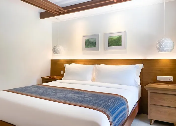 Otel Legian Beach Hotel 4*